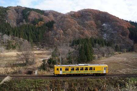 晩秋の秋田内陸線