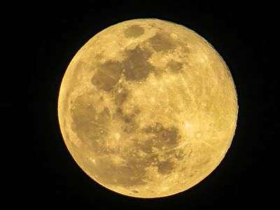 スーパームーン