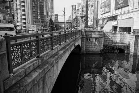 万世橋からみる神田川