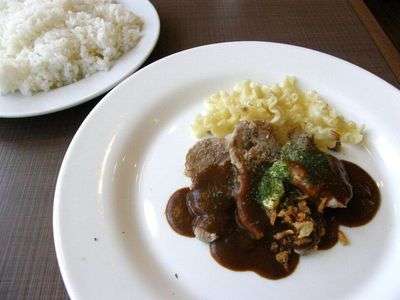 豚フィレのグリル デミバターソース