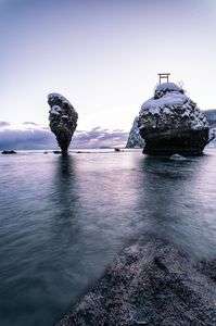 えびす岩と大黒岩