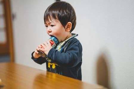 なんでも口にしたい年頃