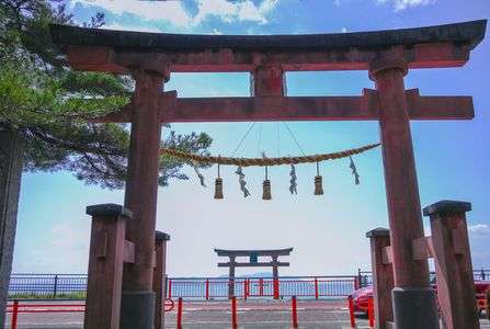 白髭神社の鳥居