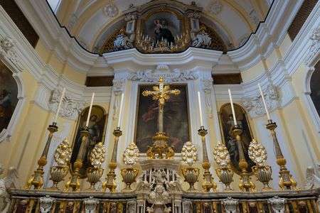 聖堂（サン・ミッシェル教会）