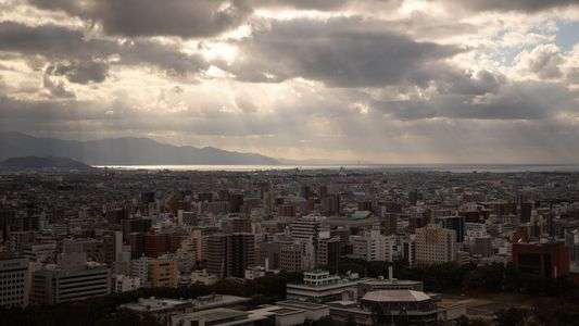 松山に天使の梯子がかかりました