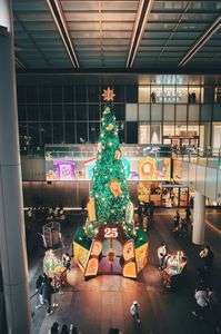 とても大きなクリスマスツリー