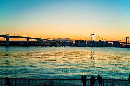 虹の橋と黄金の海