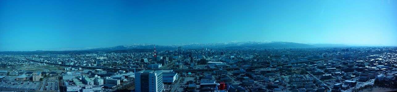石川県庁舎展望フロアからの眺め