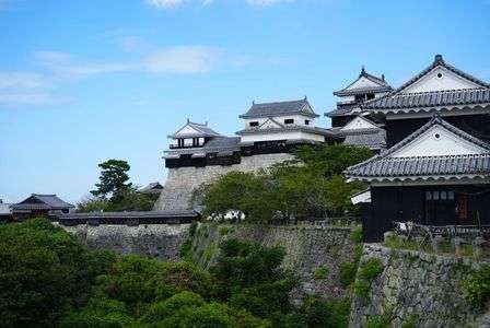 連立式天守がたまらない松山城