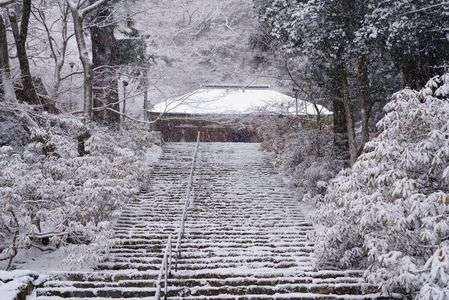 雪の室生寺