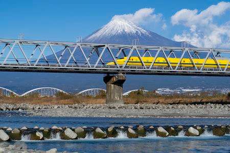 また逢う日まで