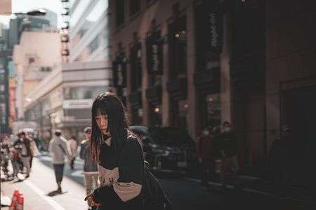 街の明かりが眩しくて