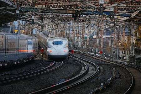 新幹線、米原駅