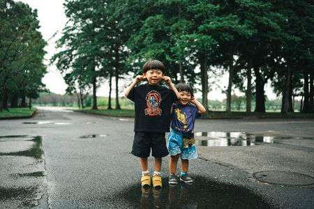 みて、びょ〜ん