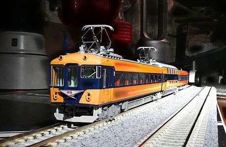 近鉄１０１００