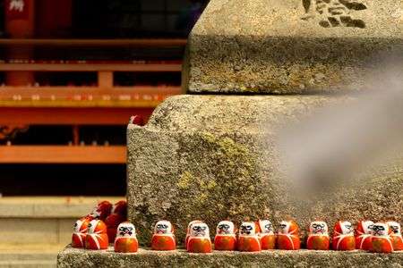 だるまさんがいっぱい　勝尾寺