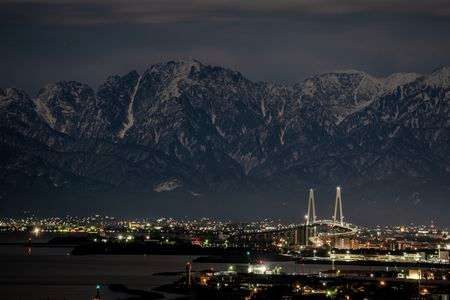 月光に照らされて