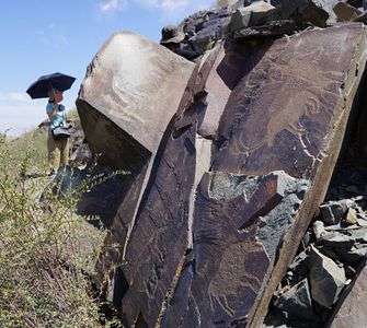 カザフ、世界遺産・岩絵