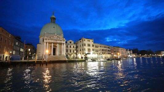 ヴェネツィアのマジックアワー