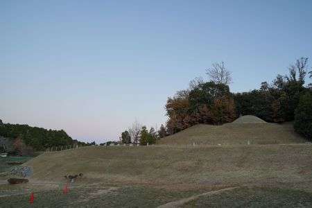 キトラ古墳　夜明け